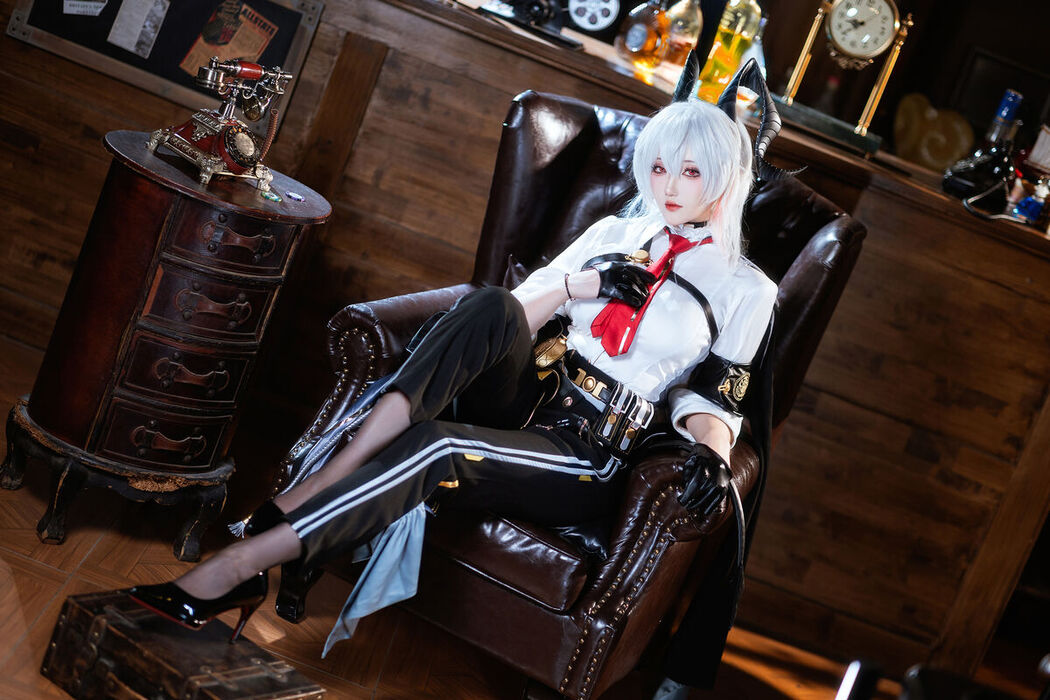 Coser@瓜希酱 &#8211; 鸣潮 赞妮 (20P)