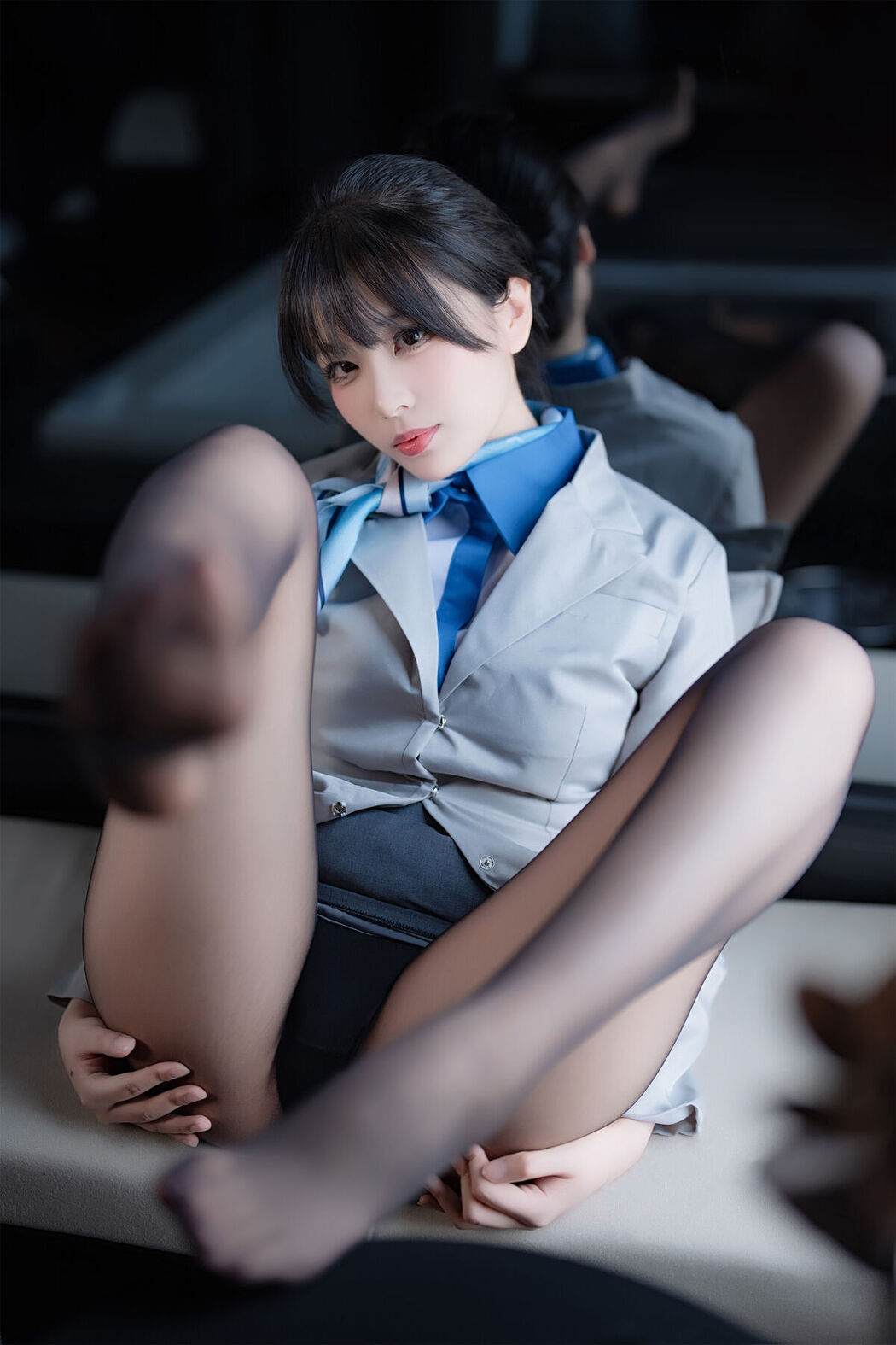 Coser@轩萧学姐 – 空姐室内黑丝 (75P)