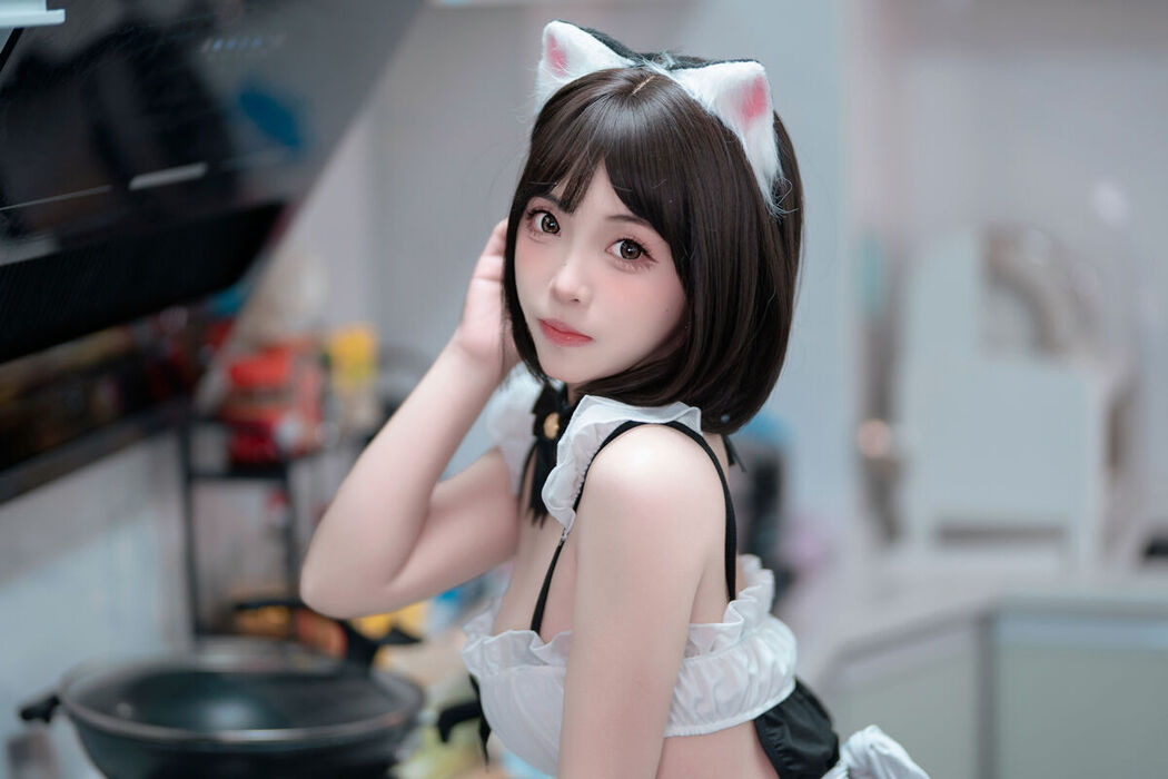 Coser@Bangni邦尼 – 小猫日记 Part01 (53P)