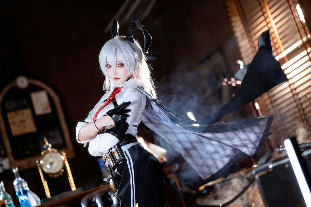 Coser@瓜希酱 – 鸣潮 赞妮 (20P)