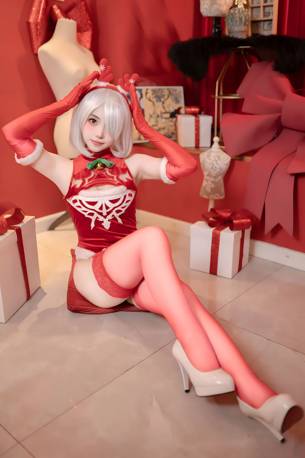 Coser@Bangni邦尼 – 圣诞尼尔 红裙御姐 Part01 (67P)