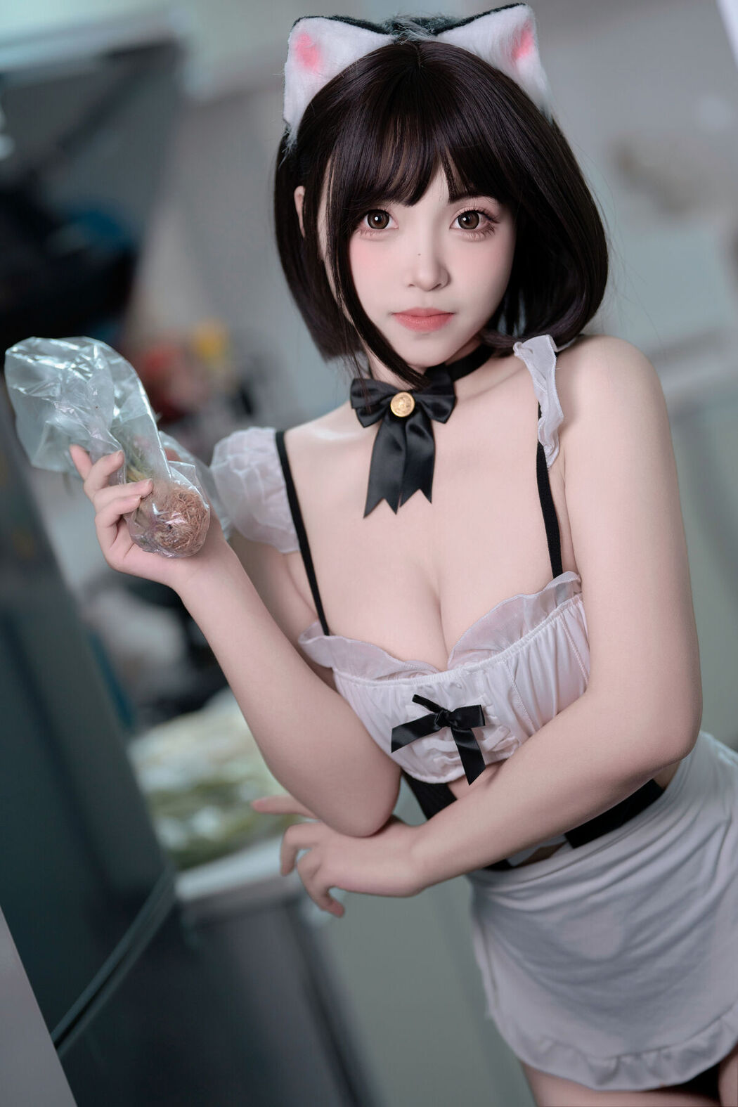 Coser@Bangni邦尼 – 小猫日记 Part01 (53P)