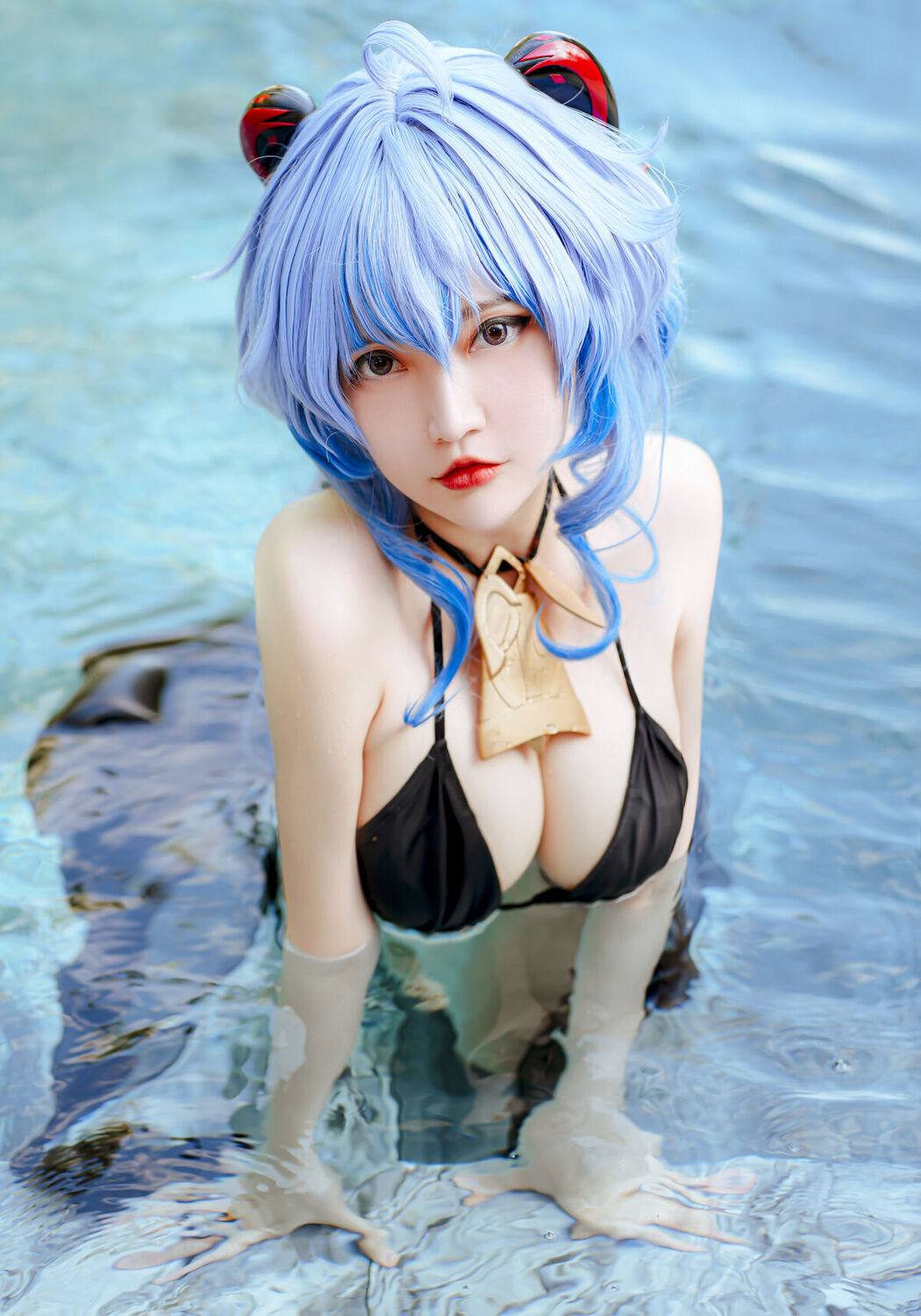 Coser@Potato Godzilla – Ganyu Bikini (16P)