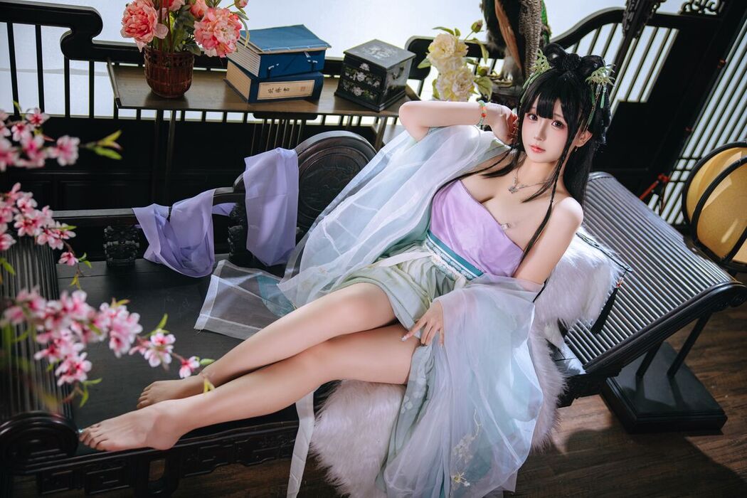 Coser@日奈娇 – 师姐 Part01 (59P – 5V)