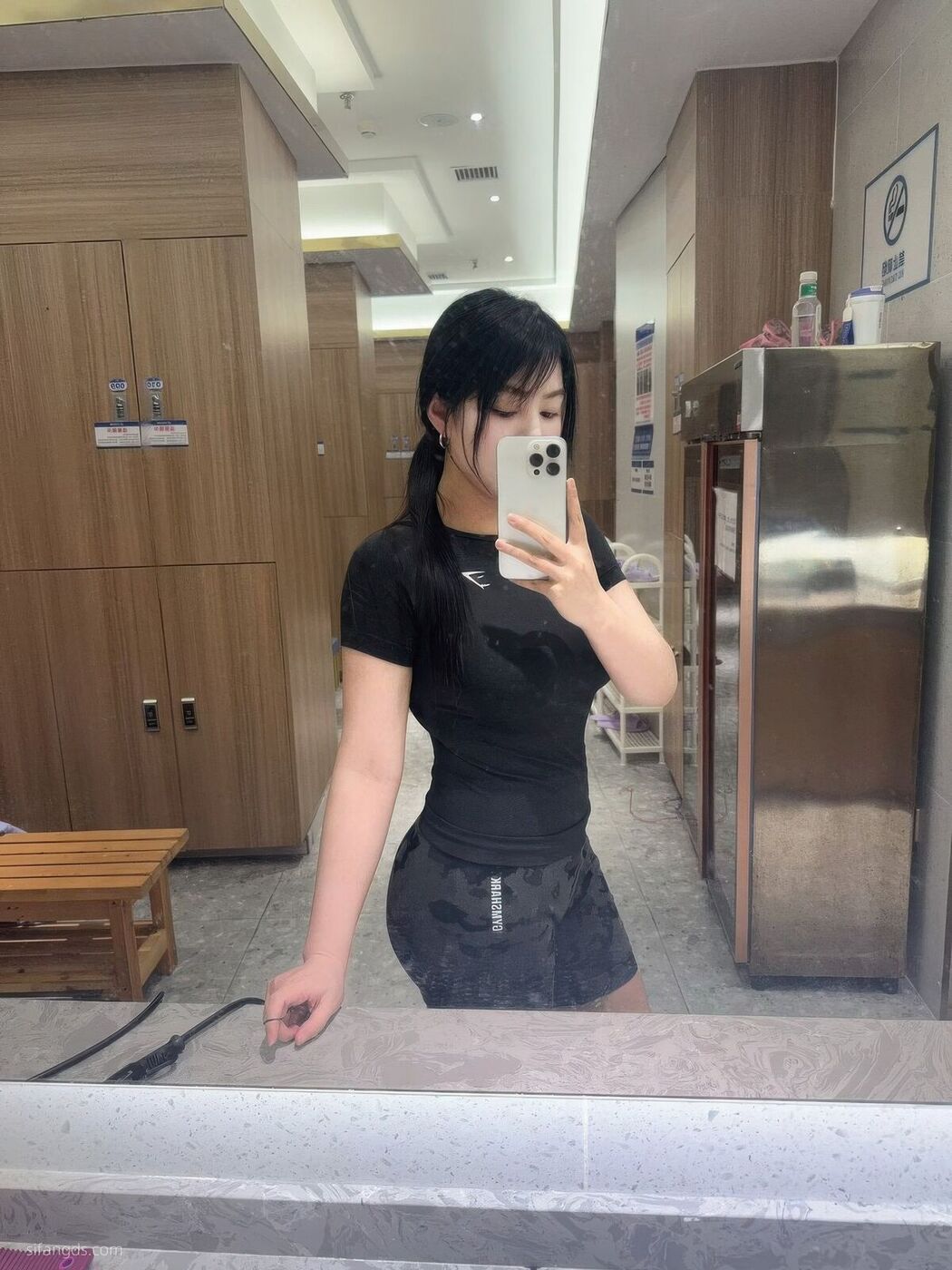 Sha Le Mei Xiao Cang Lao Shi 莎乐美小苍老师 – 网红外围 最新私密群门槛福利 Part07 (60P)