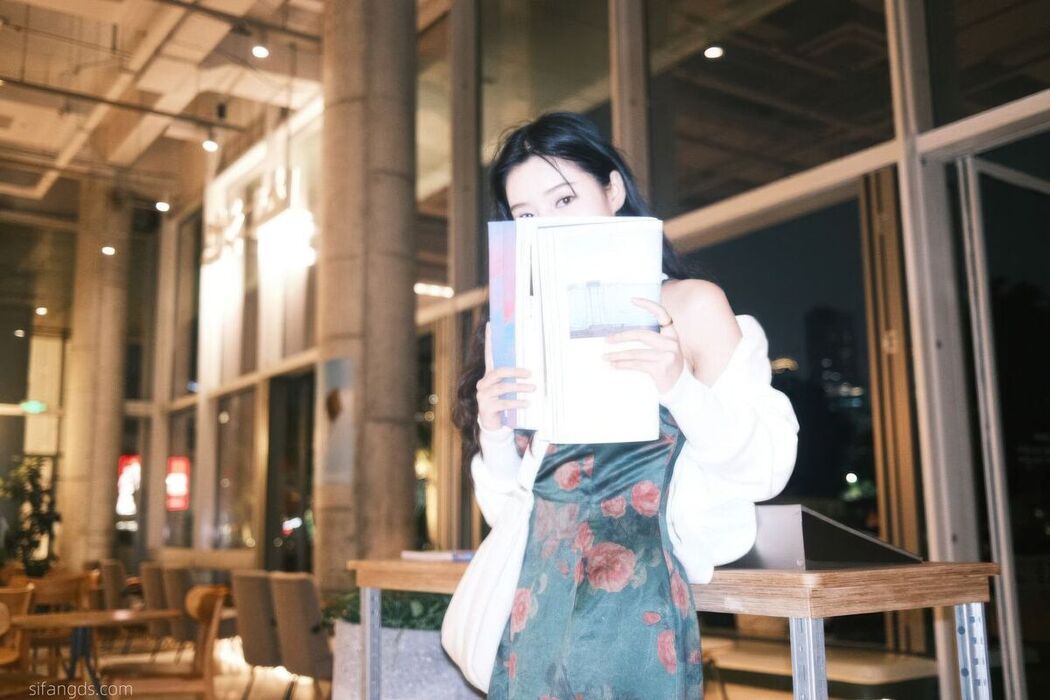 Sha Le Mei Xiao Cang Lao Shi 莎乐美小苍老师 – 网红外围 最新私密群门槛福利 Part07 (60P)