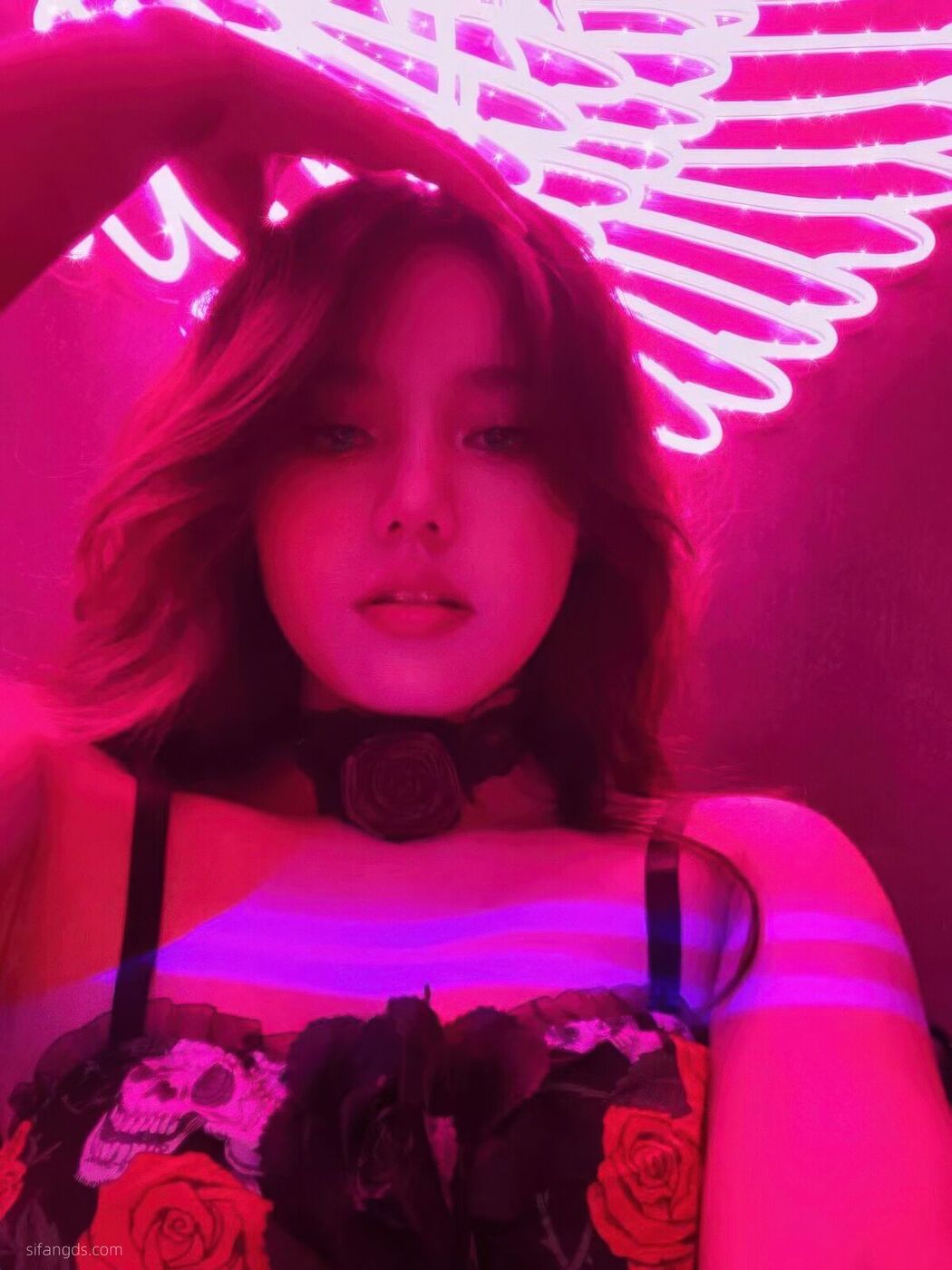 Sha Le Mei Xiao Cang Lao Shi 莎乐美小苍老师 – 网红外围 最新私密群门槛福利 Part06 (61P)