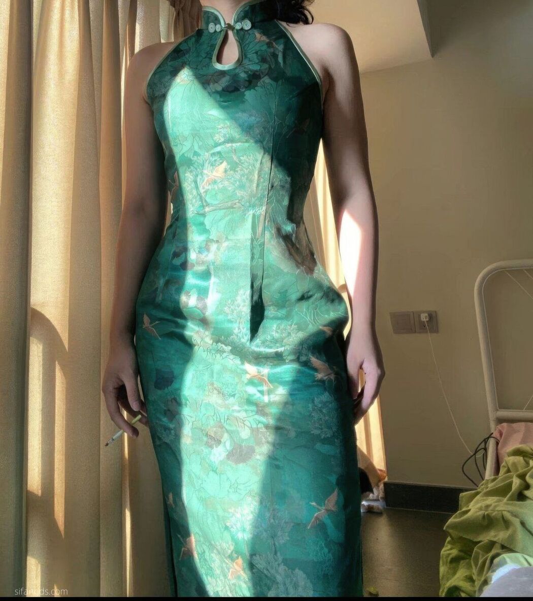 Sha Le Mei Xiao Cang Lao Shi 莎乐美小苍老师 – 网红外围 最新私密群门槛福利 Part06 (61P)