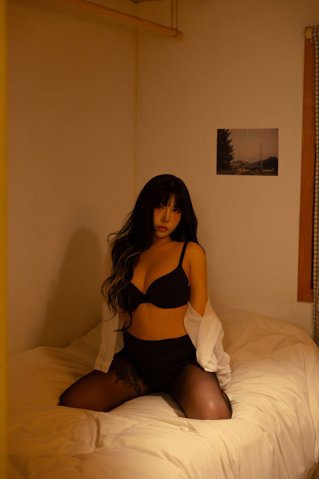 LEEYUIN – Girl Next Door Part01 (52P)