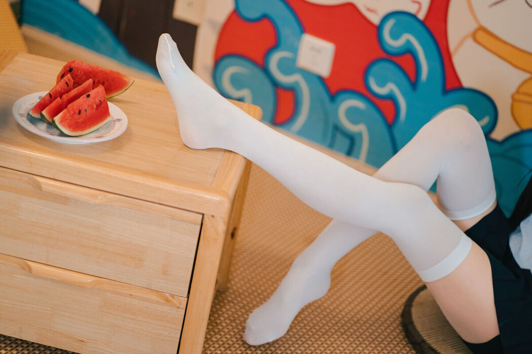 Coser@吃了个迟 – 夏日呓语 Part02 (55P)