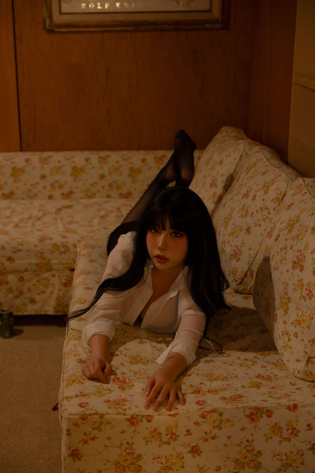 LEEYUIN – Girl Next Door Part01 (52P)