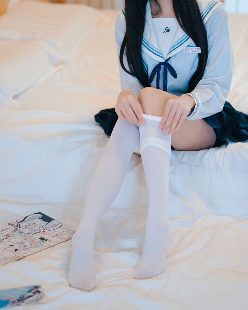 Coser@吃了个迟 – 夏日呓语 Part01 (55P)