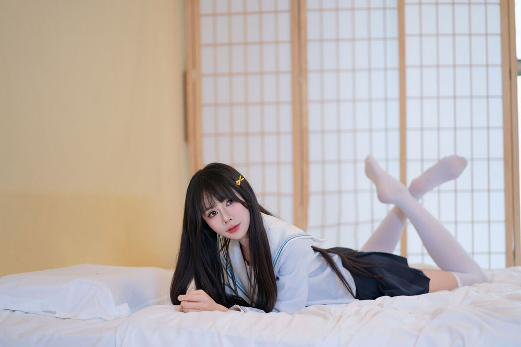 Coser@吃了个迟 – 夏日呓语 Part01 (55P)