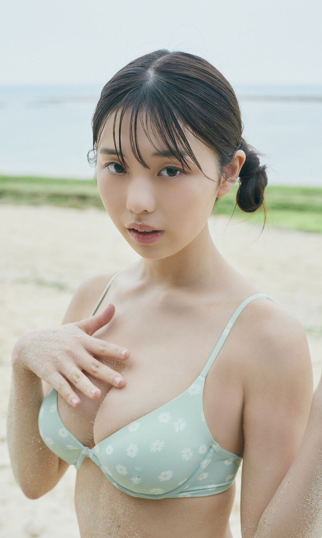 JP Kikuchi Hina 菊地姫奈 – デジタル限定 満喫するぜ、18歳の夏休み 週プレ PHOTO BOOK (75P)