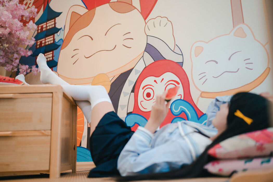 Coser@吃了个迟 – 夏日呓语 Part01 (55P)