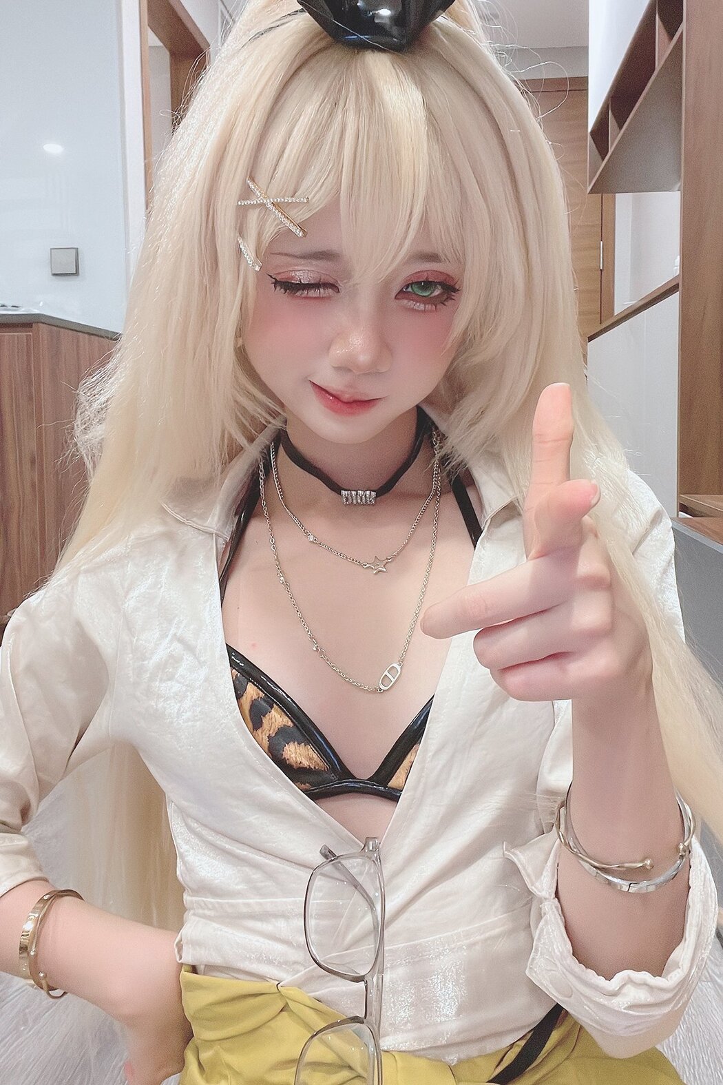 Coser@PoppaChan – Rupee Part01 (58P – 10V) Cover Photo