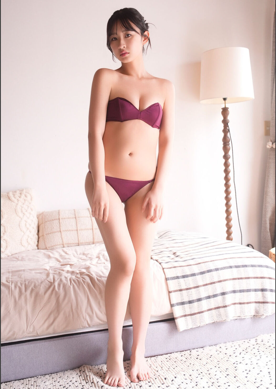 JP Hinata Matsumoto 松本日向 – はじめての朝 BOMBデジタル写真集 (70P)