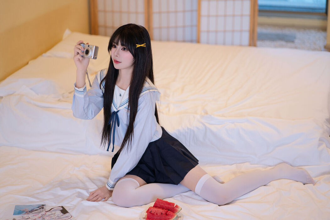 Coser@吃了个迟 – 夏日呓语 Part01 (55P)