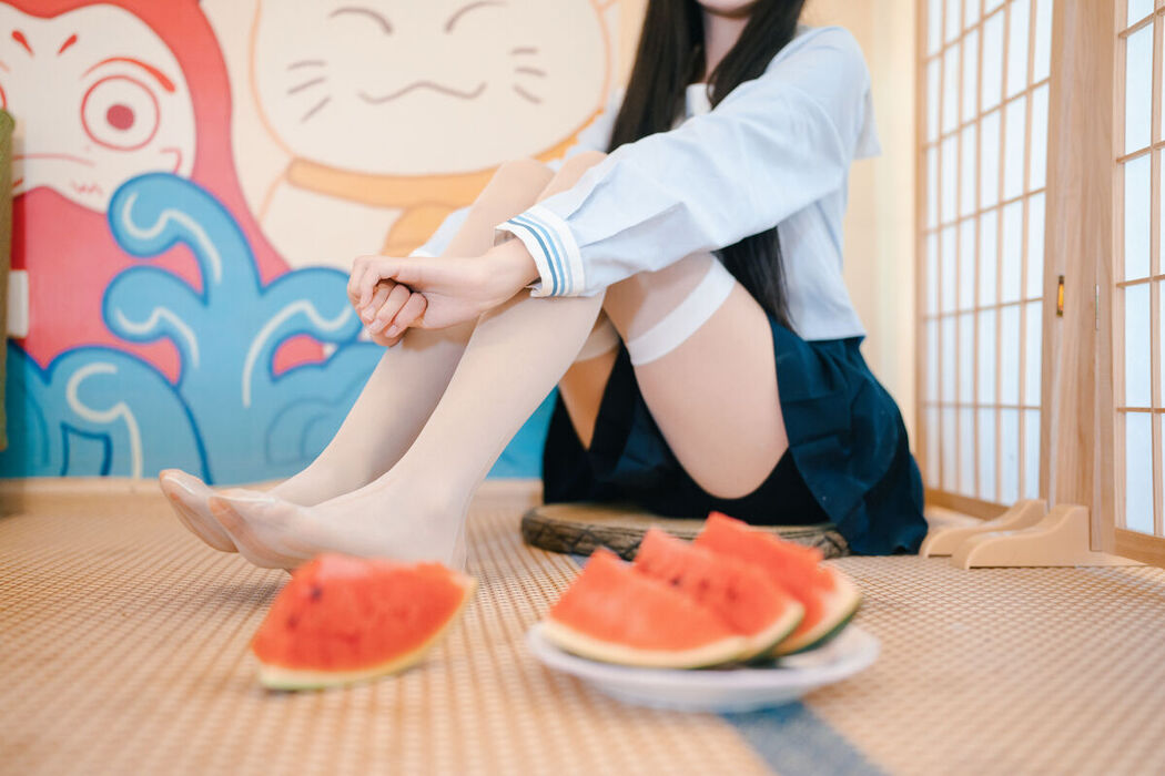 Coser@吃了个迟 – 夏日呓语 Part02 (55P)