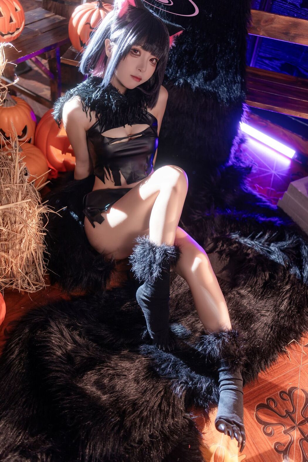 Coser@矢量鱼 – 和纱万圣节 (34P)