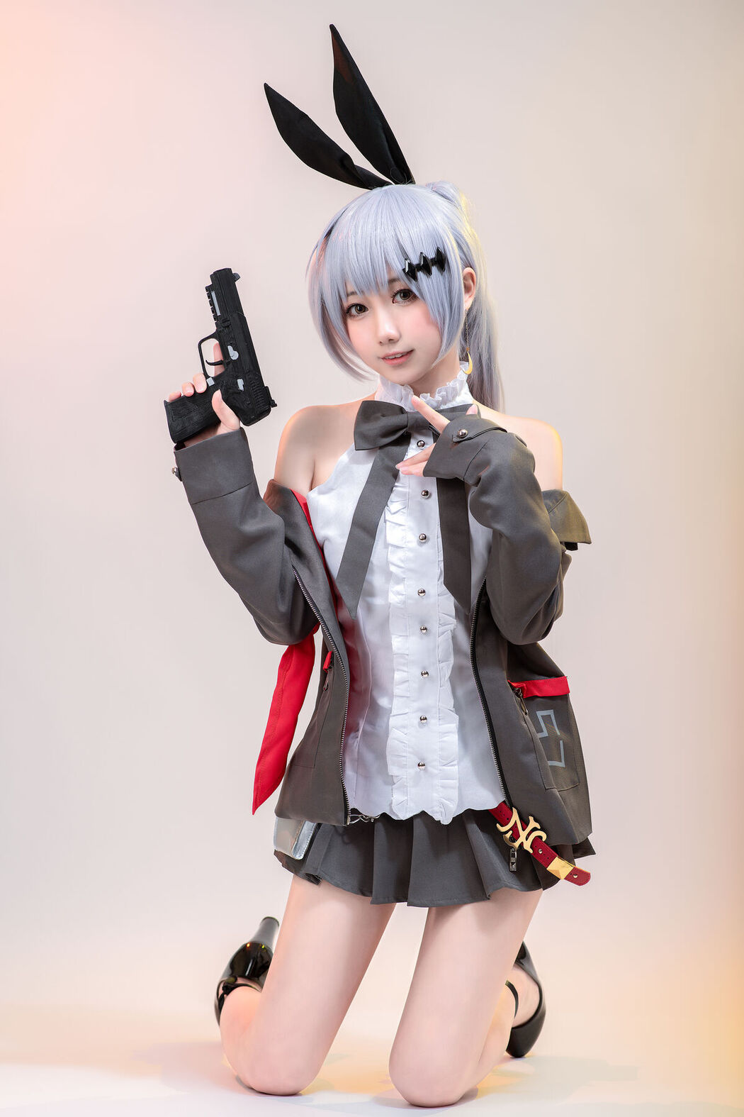 Coser@小木曾aya – 少女前线 Fn-57 (20P)