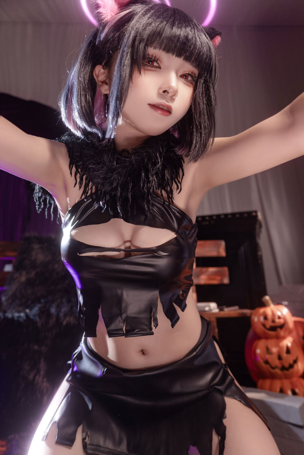 Coser@矢量鱼 – 和纱万圣节 (34P)