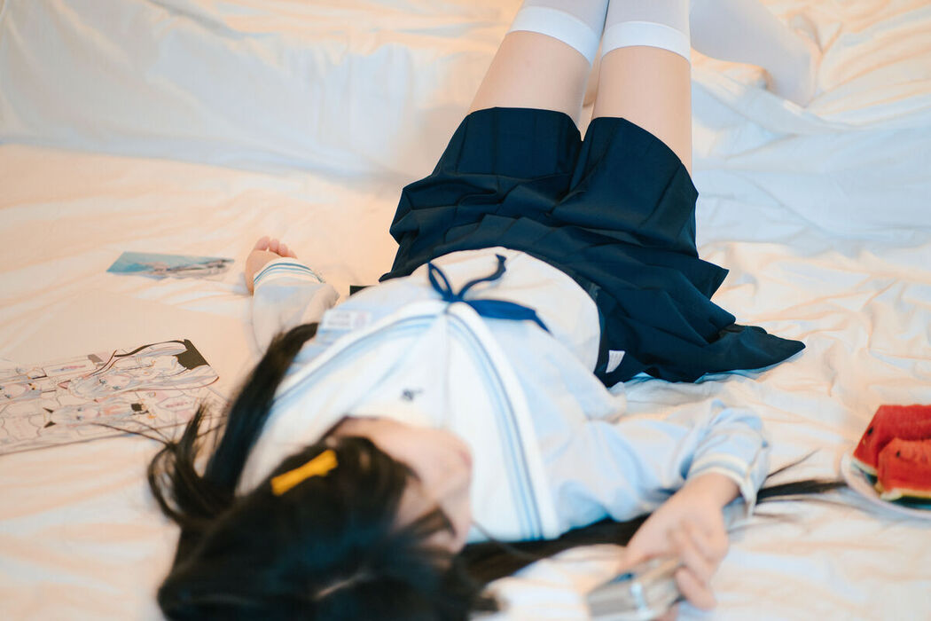 Coser@吃了个迟 – 夏日呓语 Part02 (55P)