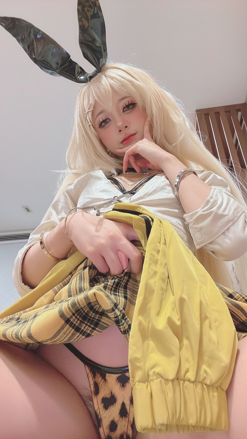 Coser@PoppaChan – Rupee Part01 (58P – 10V)