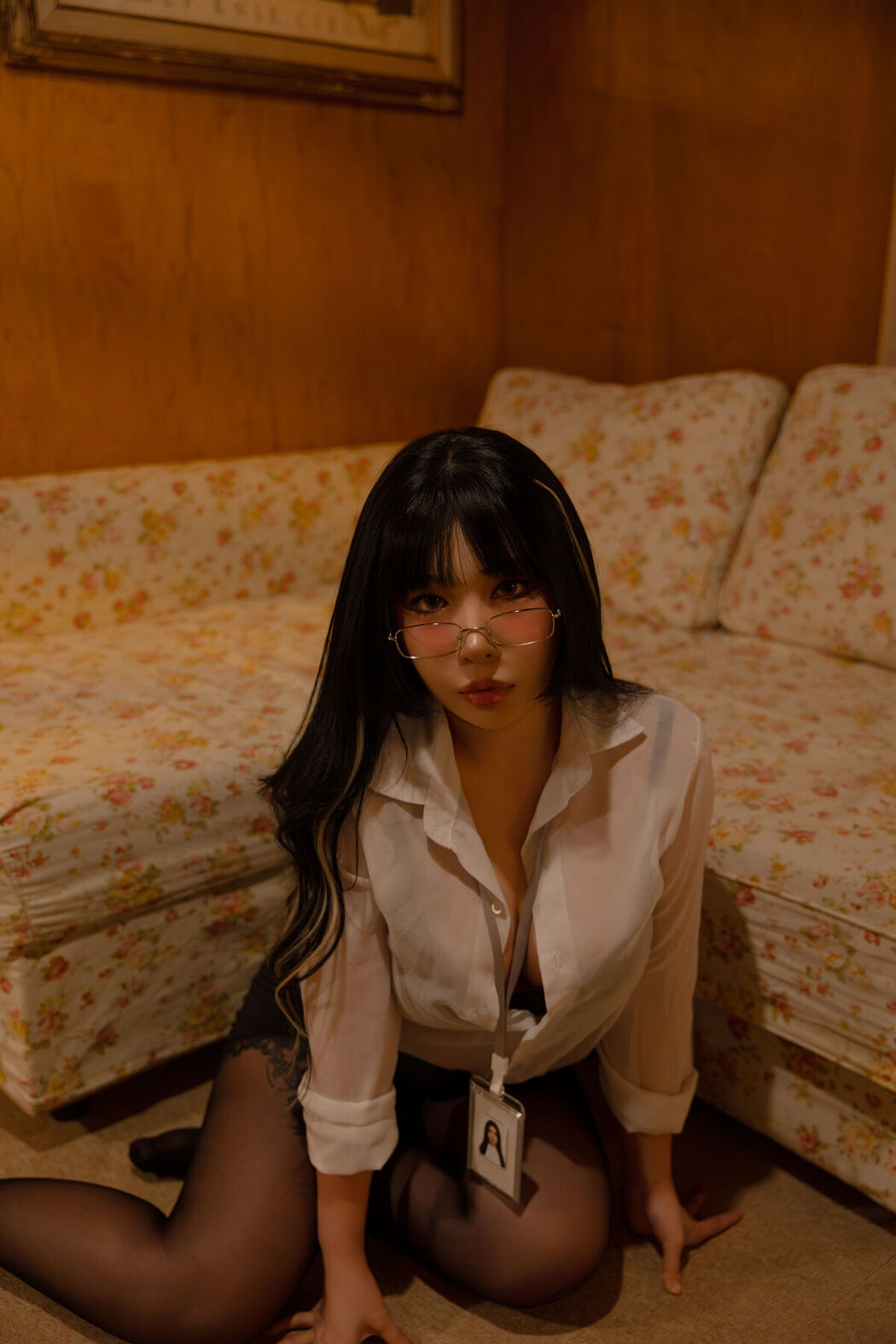 LEEYUIN – Girl Next Door Part01 (52P)