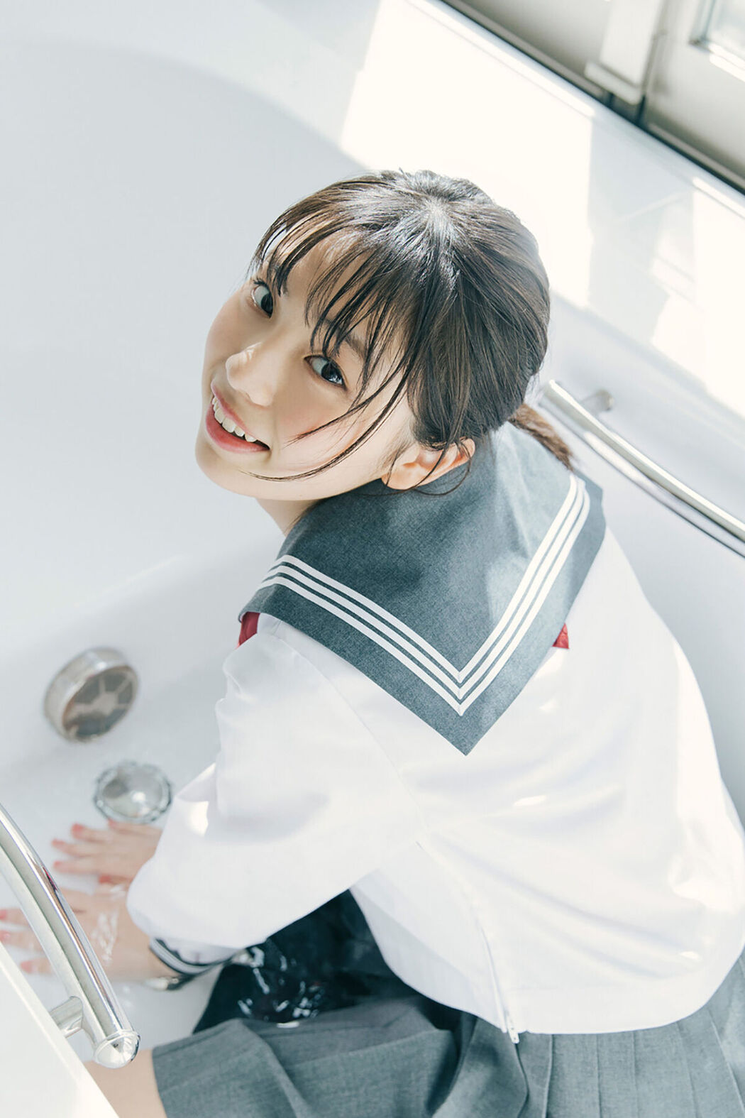 JP Kikuchi Hina 菊地姫奈 – Platinum FLASHデジタル写真集 虚構に恋するプリンセス (77P)