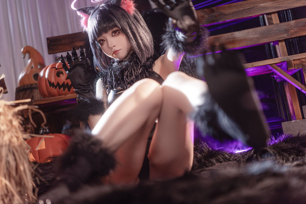 Coser@矢量鱼 – 和纱万圣节 (34P)