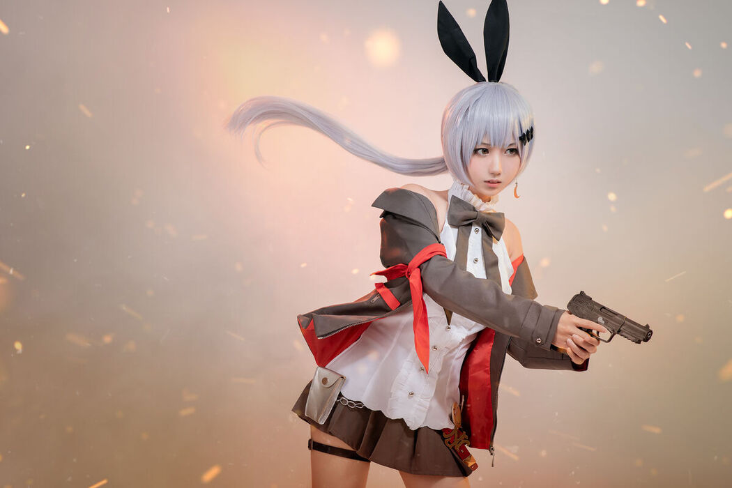 Coser@小木曾aya – 少女前线 Fn-57 (20P)