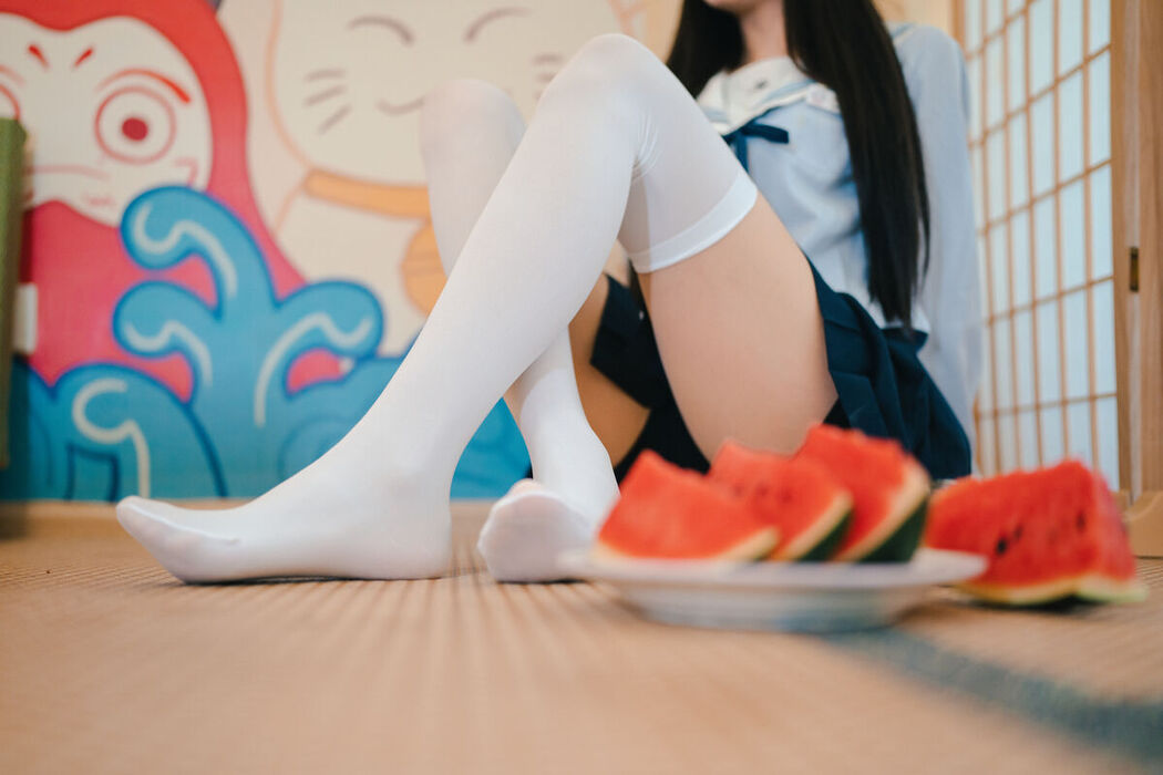 Coser@吃了个迟 – 夏日呓语 Part02 (55P)