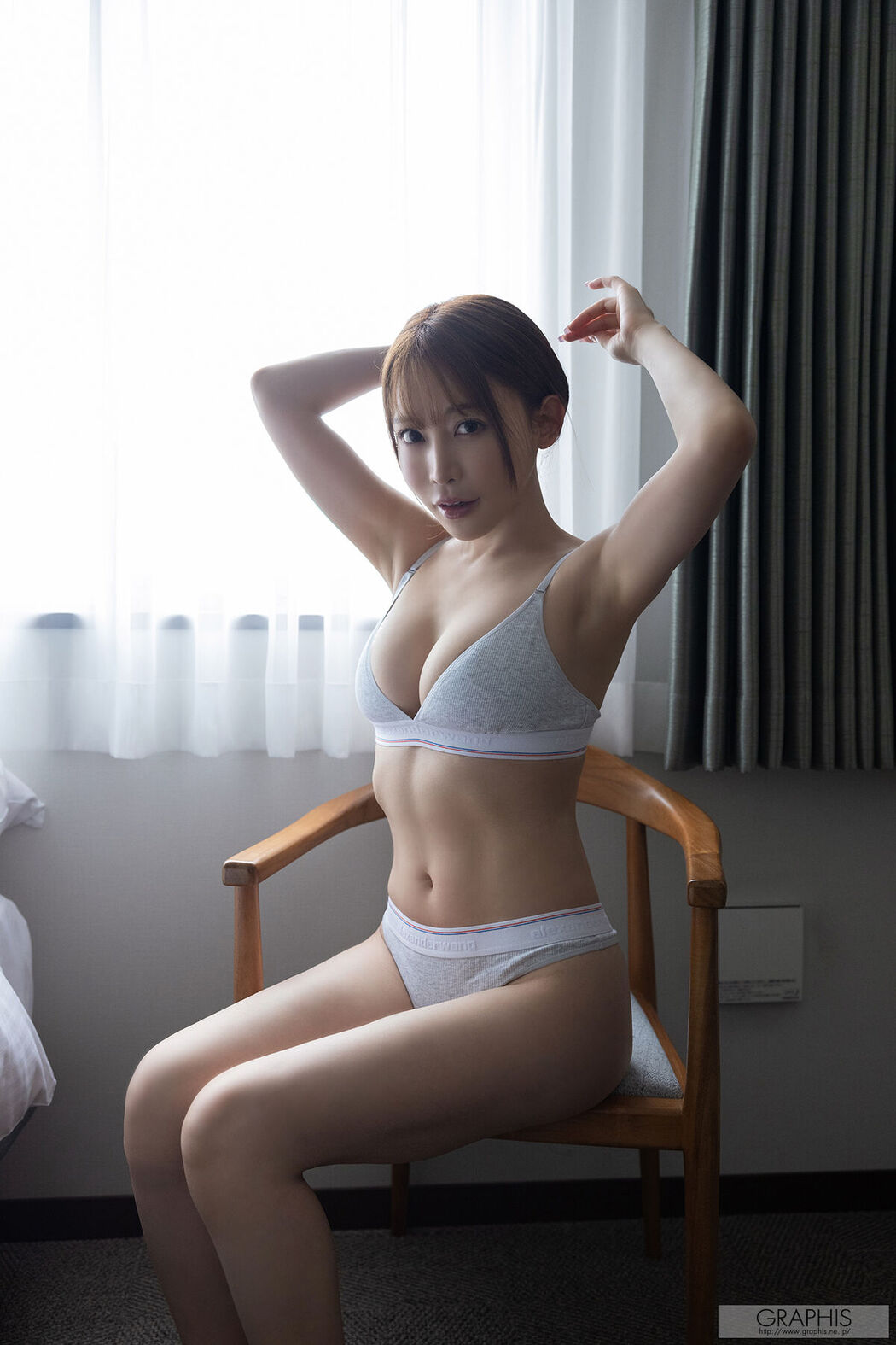 JP Nanase Alice 七瀬アリス – Graphis Spring Special 2 2025 Charismatic Vol.08 (21P)