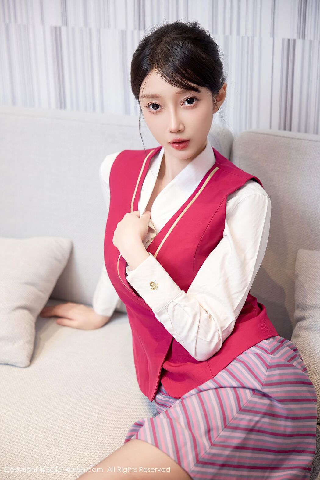 XiuRen秀人网 No.10620 Yue Er Yue Er (71P)