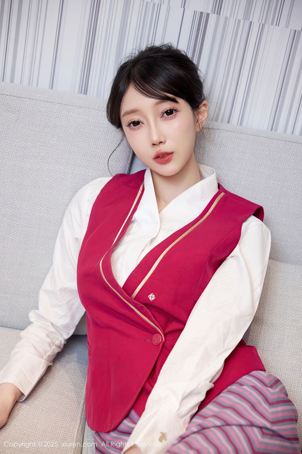 XiuRen秀人网 No.10620 Yue Er Yue Er (71P)