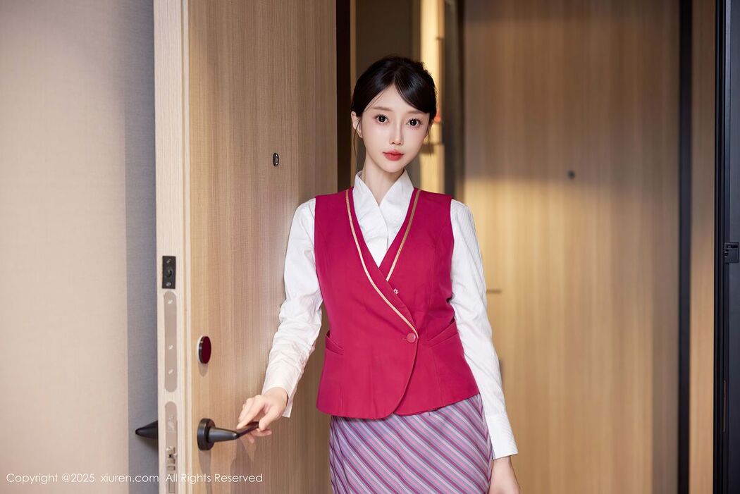 XiuRen秀人网 No.10620 Yue Er Yue Er (71P)