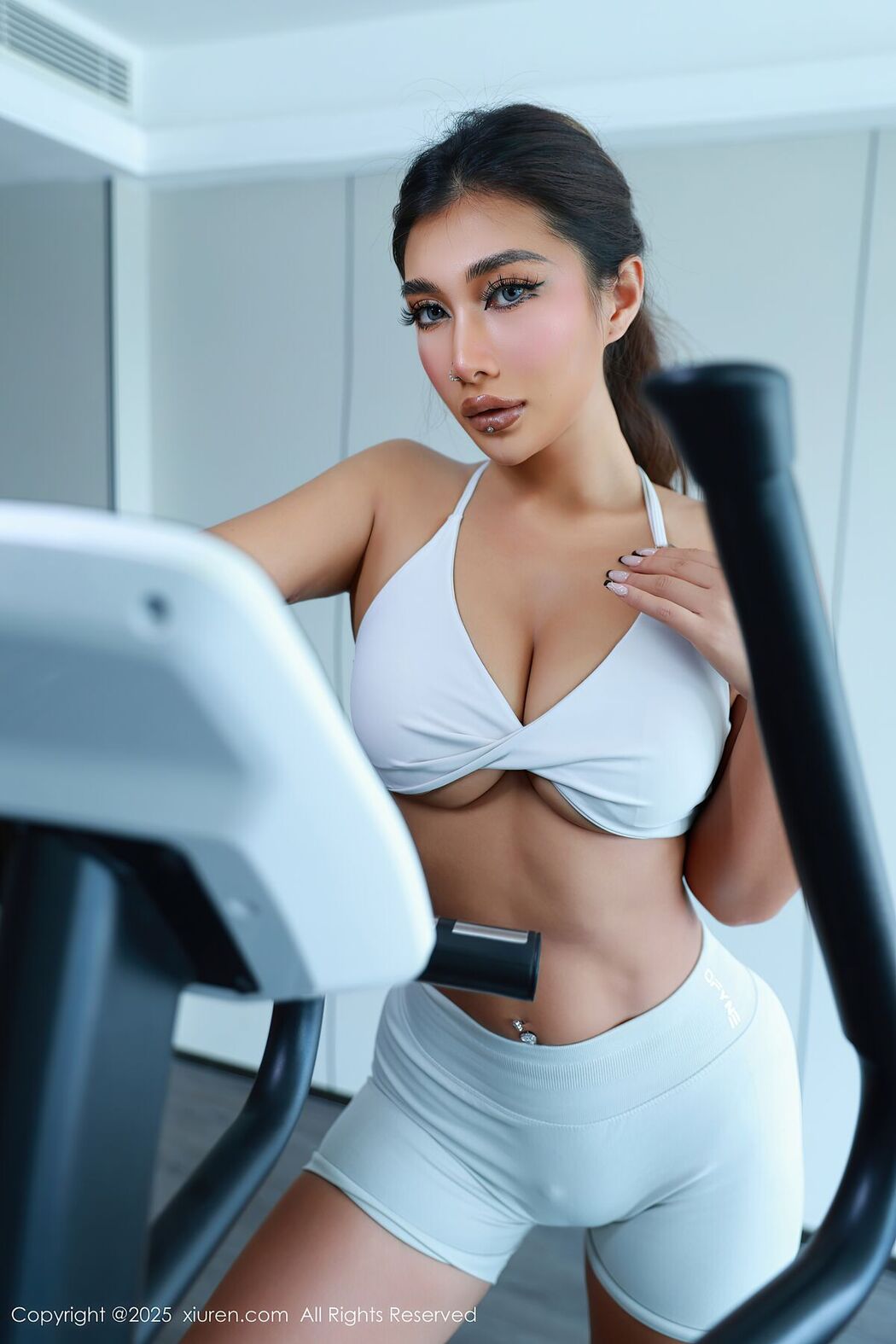 XiuRen秀人网 No.10621 FE (66P)