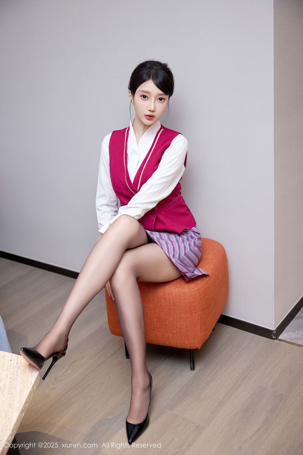 XiuRen秀人网 No.10620 Yue Er Yue Er (71P)