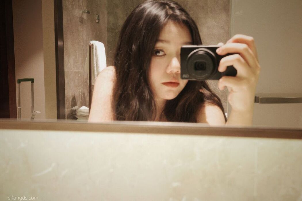 Sha Le Mei Xiao Cang Lao Shi 莎乐美小苍老师 – 网红外围 最新私密群门槛福利 Part08 (60P)