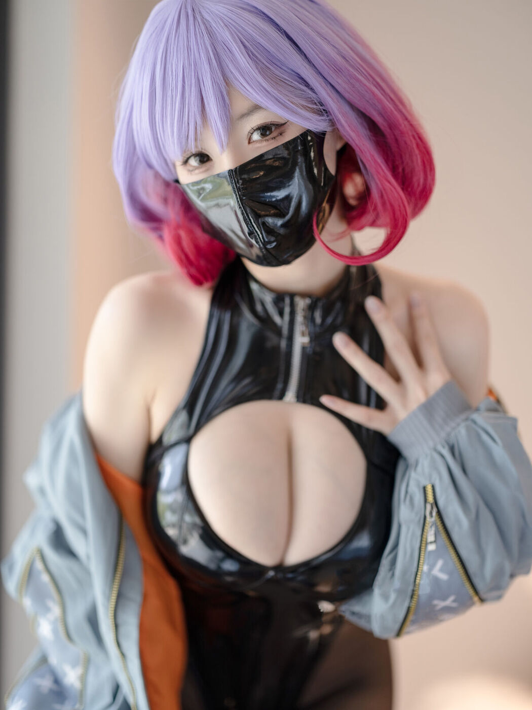 Coser@小仓千代w &#8211; 露娜 高开叉运动鞋 (24P)