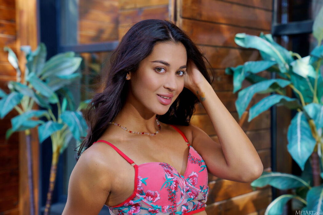 MetArt Victoria Mur &#8211; Sexy Siren Part01 (59P)