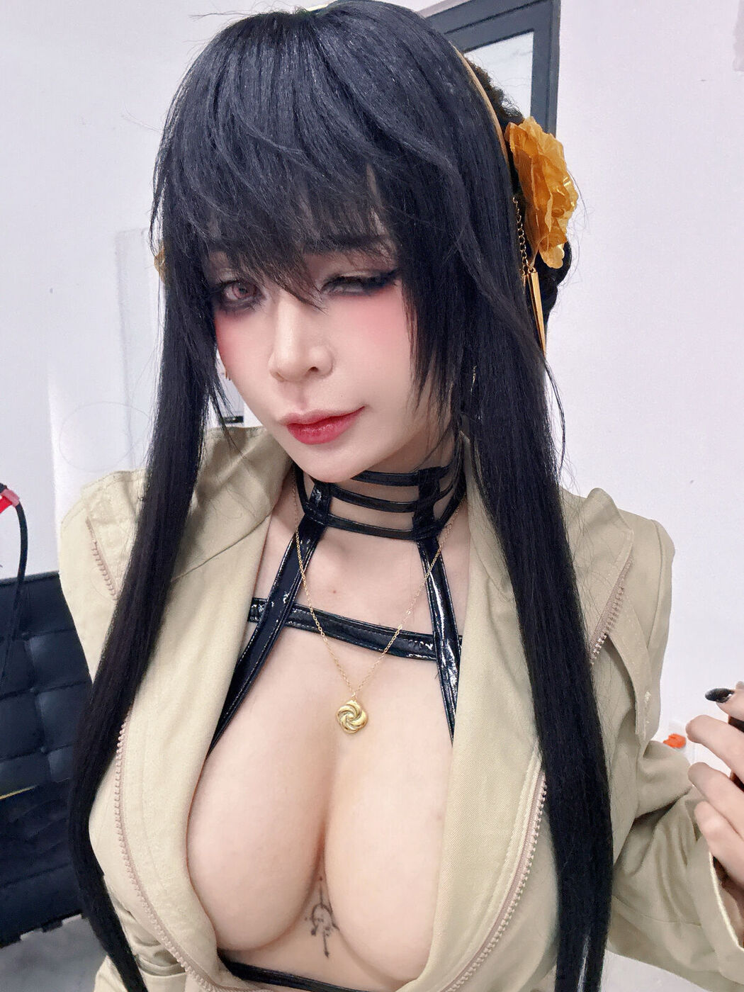 Coser@UmekoJ &#8211; Yor Forger Thorn Princess &#8211; Spy x Family Part02 (55P)