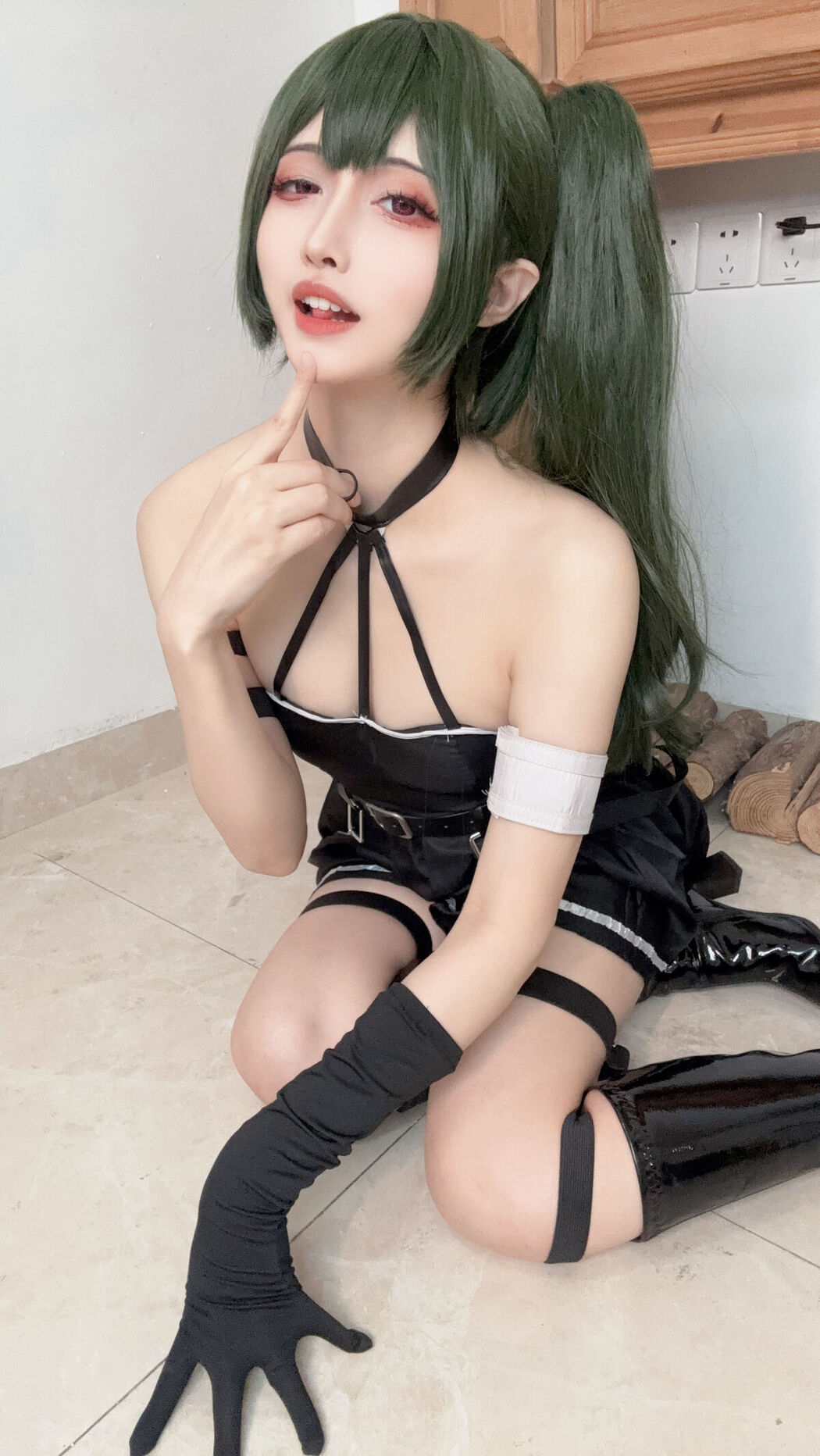 Coser@山崎雷纳 &#8211; 尤贝尔 Part02 (72P)