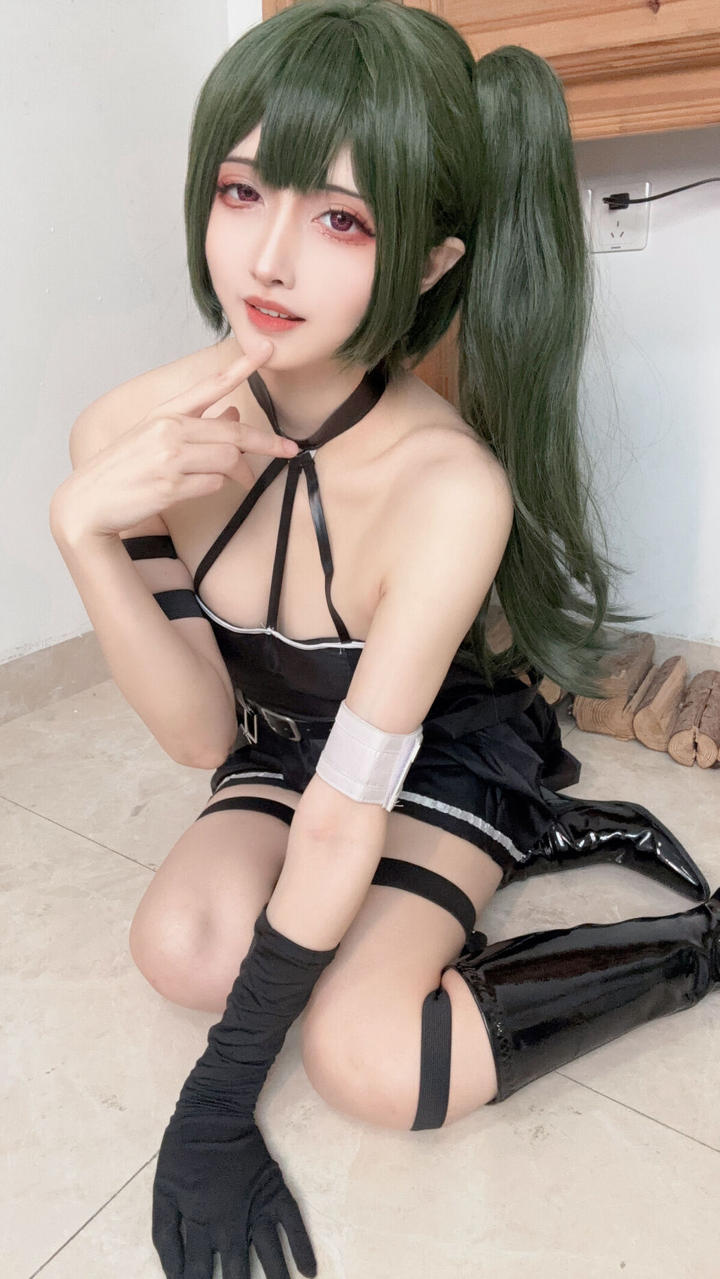 Coser@山崎雷纳 &#8211; 尤贝尔 Part02 (72P)