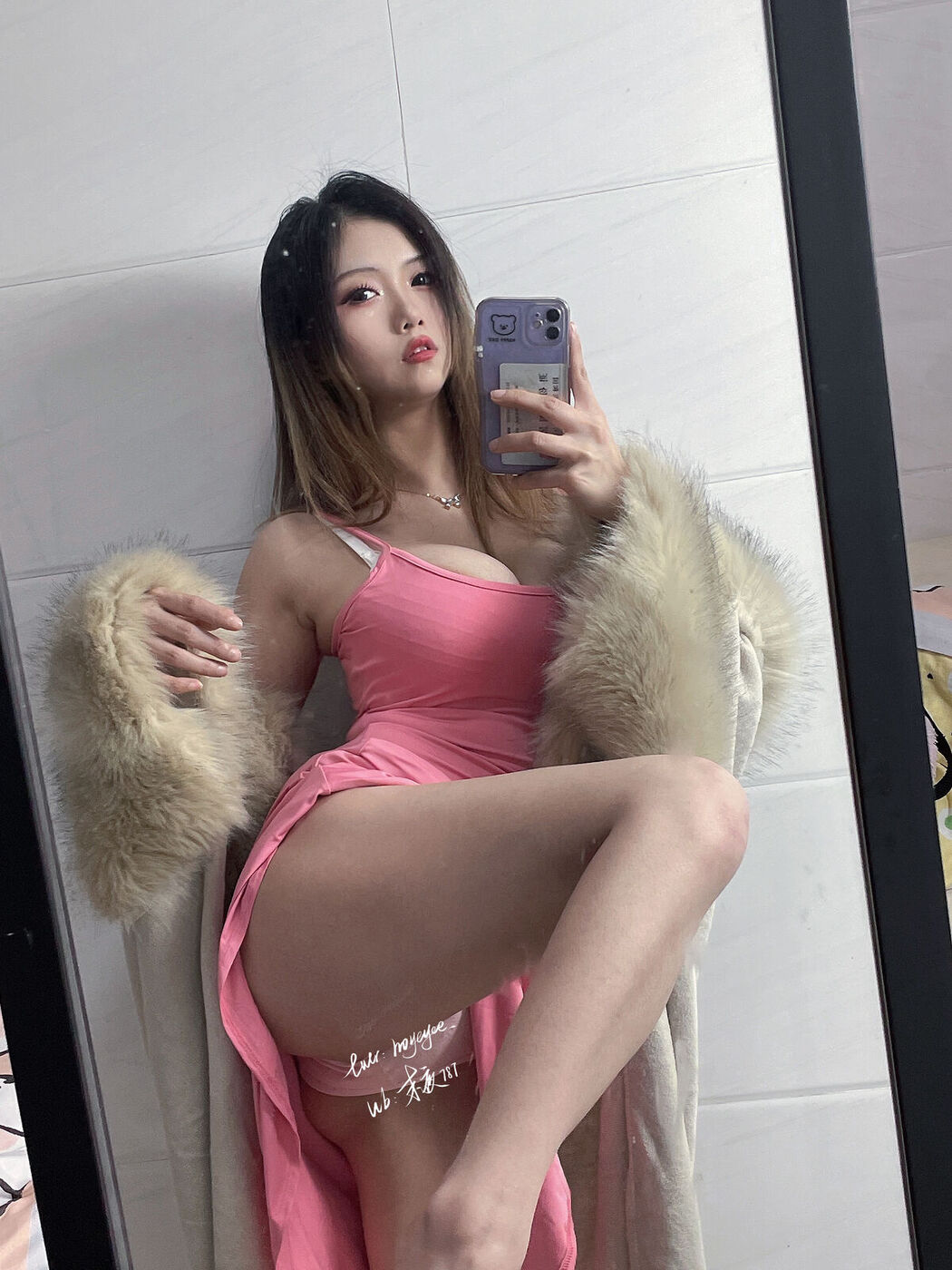 Coser@末夜787 &#8211; 粉色裙子 (24P &#8211; 1V)