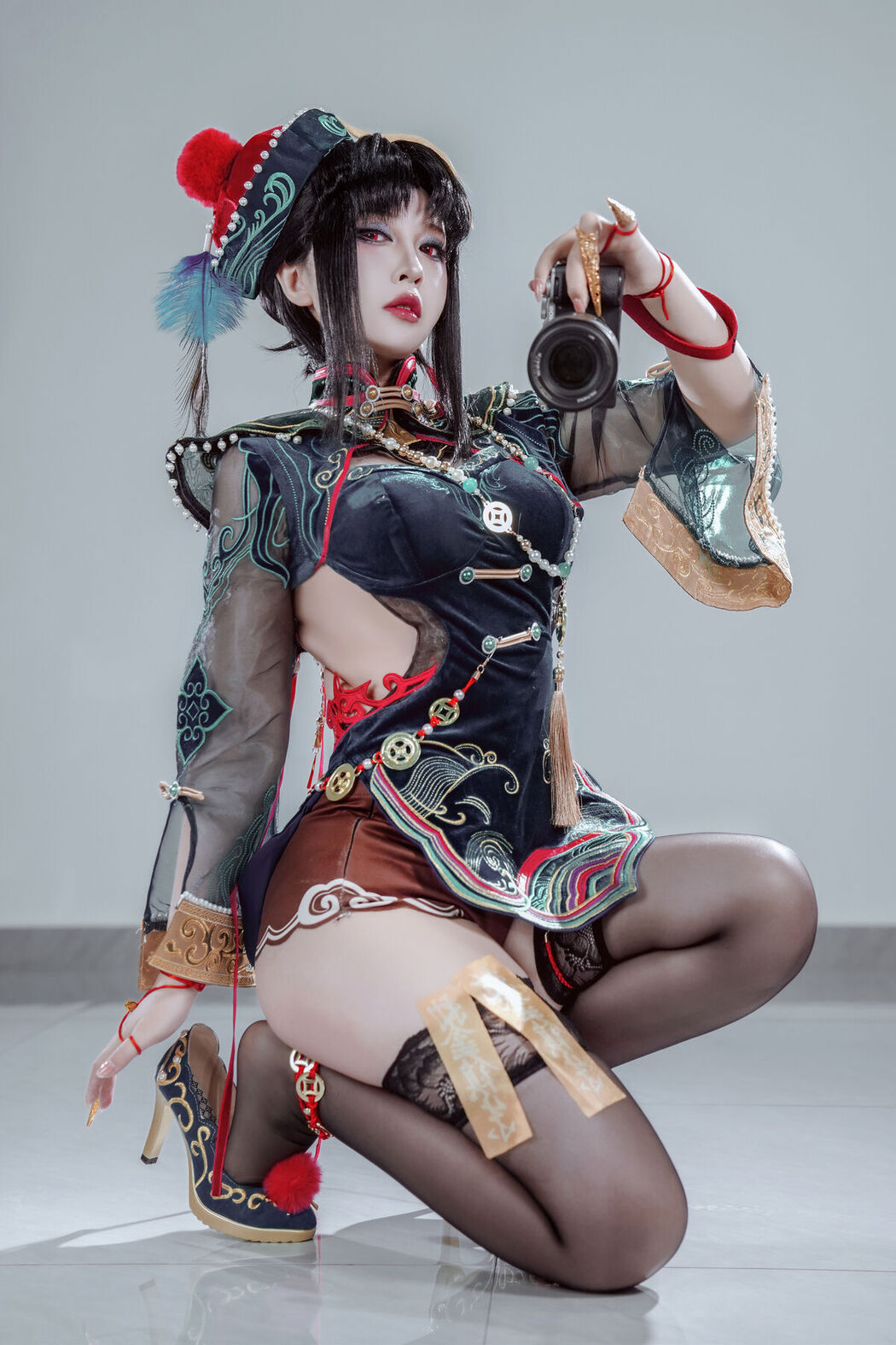 Coser@半半子 &#8211; 玉玲珑僵尸娘 (24P &#8211; 2V)