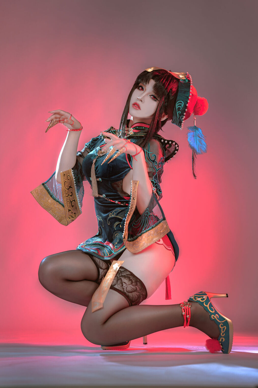 Coser@半半子 &#8211; 玉玲珑僵尸娘 (24P &#8211; 2V)