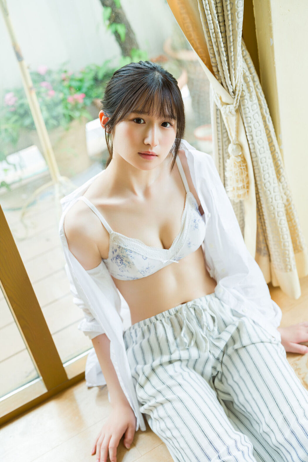 JP Kaiga Kotori 貝賀琴莉 – FLASHデジタル写真集 君の知らないワタシ (79P)