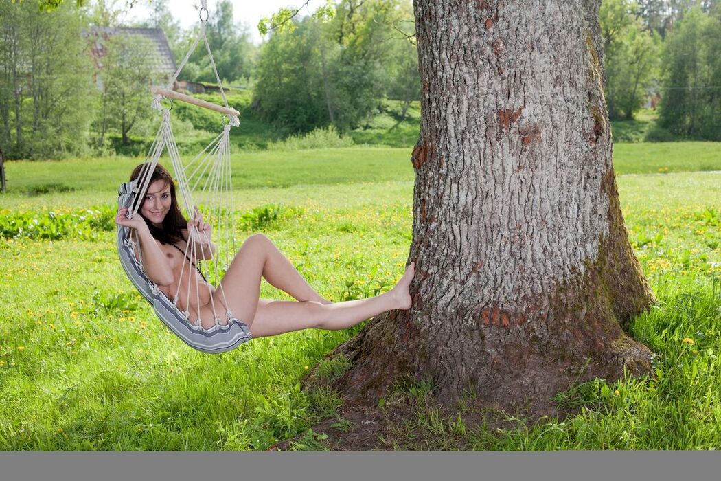 MetArt Karina N – Columpio Part01 (61P)